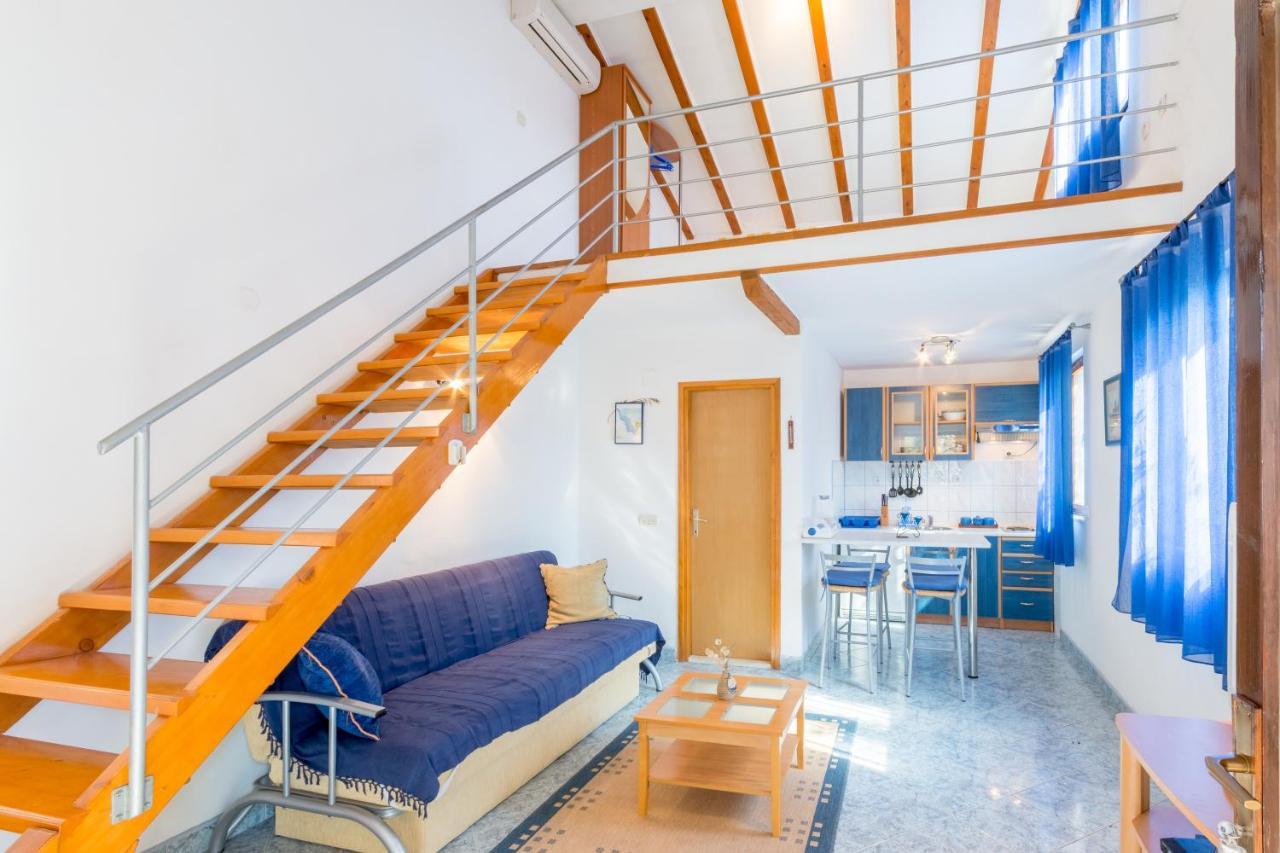 Vacation House Milka Milna  Exterior foto