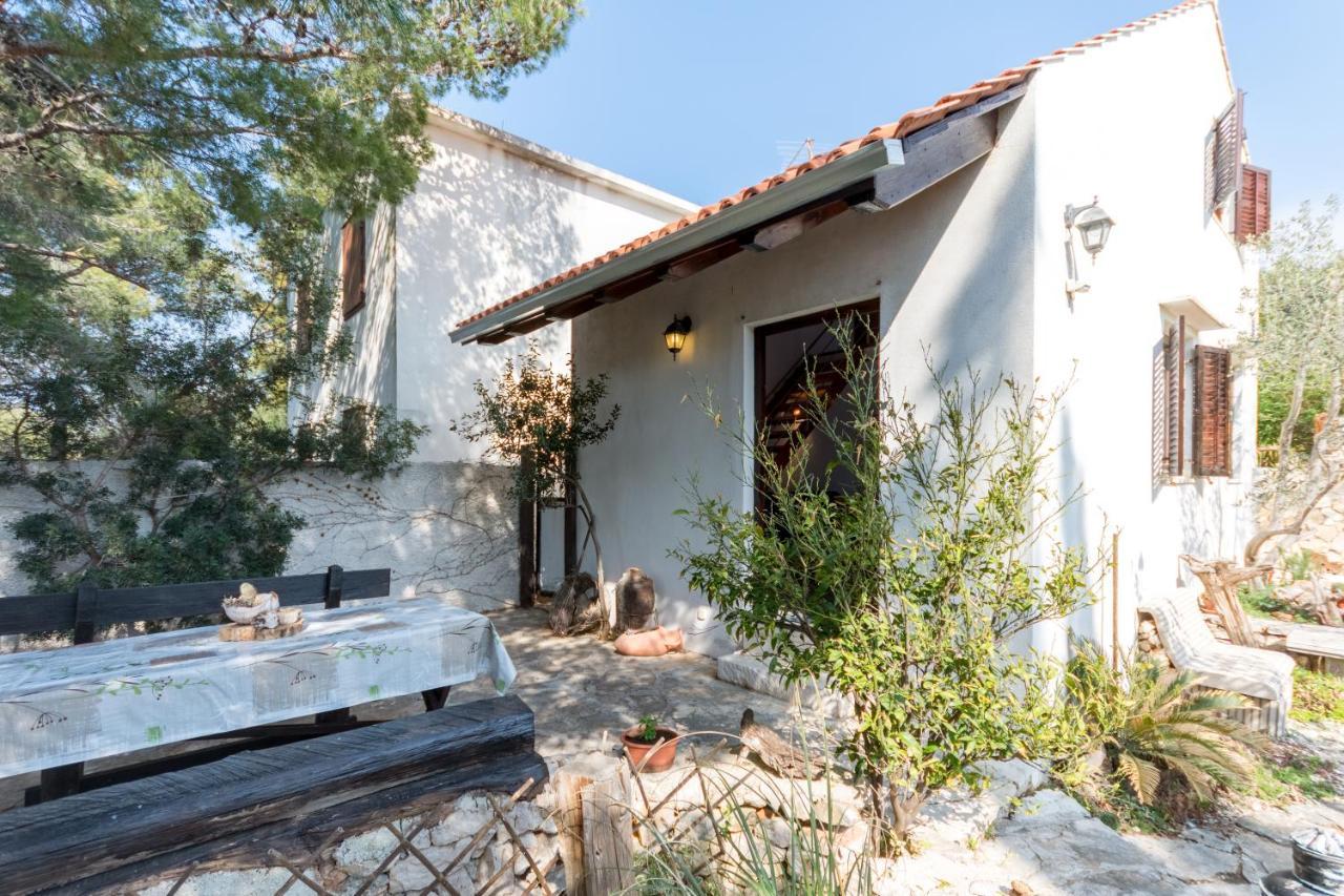 Vacation House Milka Milna  Exterior foto