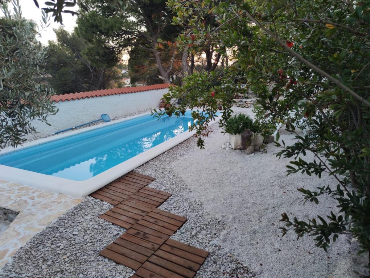 Vacation House Milka Milna  Exterior foto